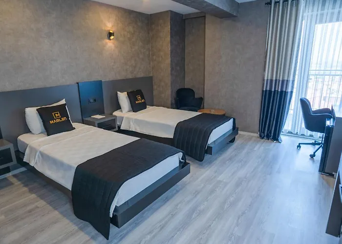 Ξενοδοχείο Marlen 4*